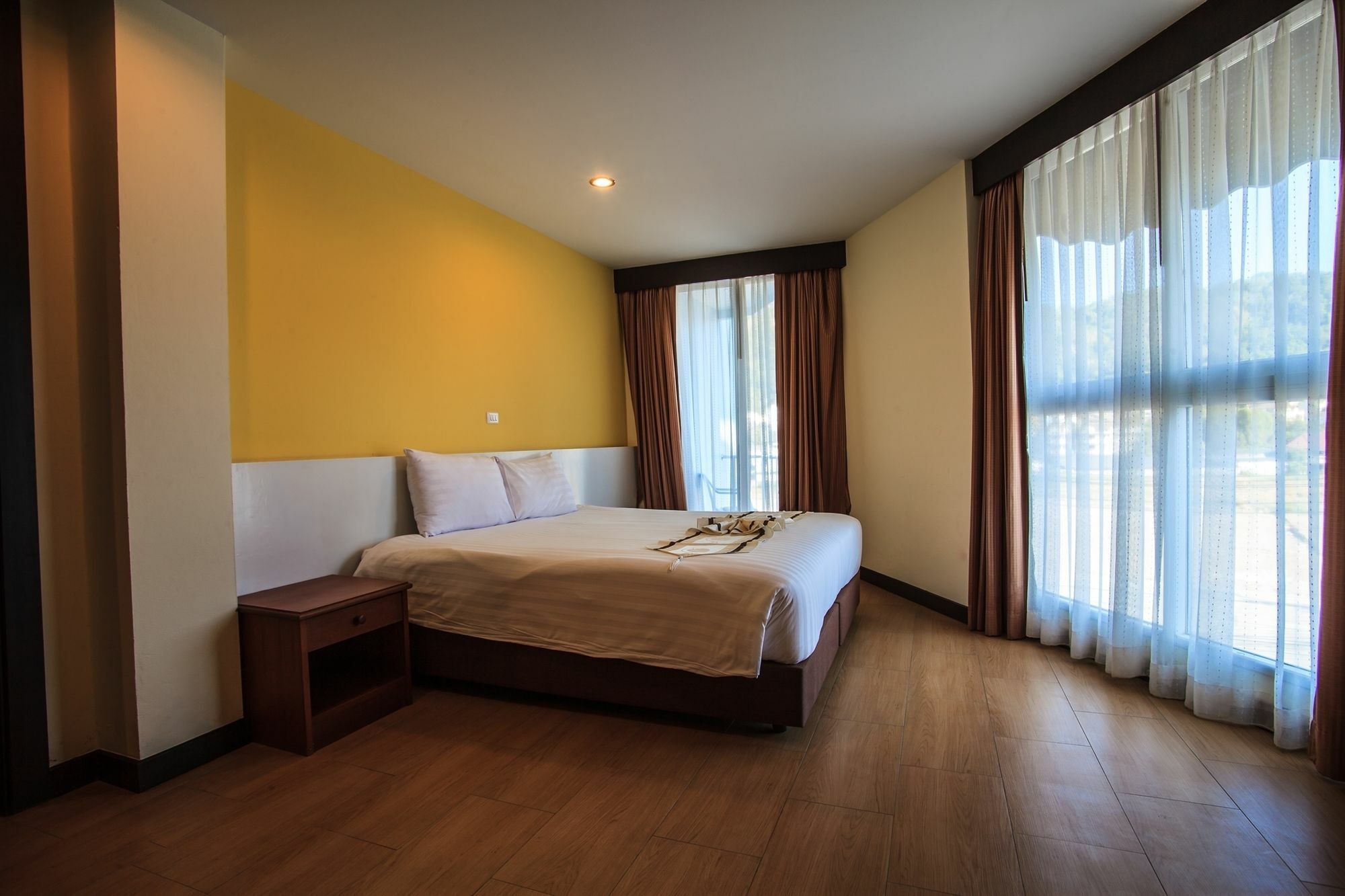 Paksaa Boutique Hotel Patong Exterior foto